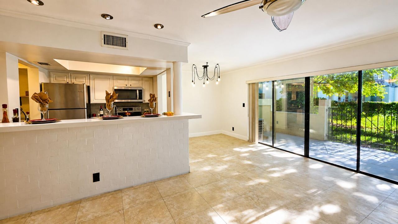 8801 W Sample Road, Unit 4, Coral Springs, FL 33065 Photo