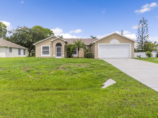 717 Tulip Drive, Sebastian, FL 32958