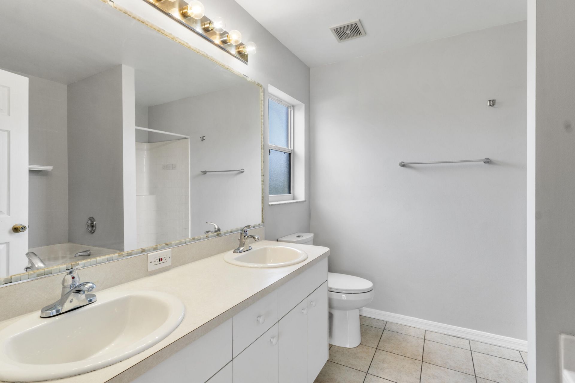 717 Tulip Drive, Sebastian, FL 32958 Photo