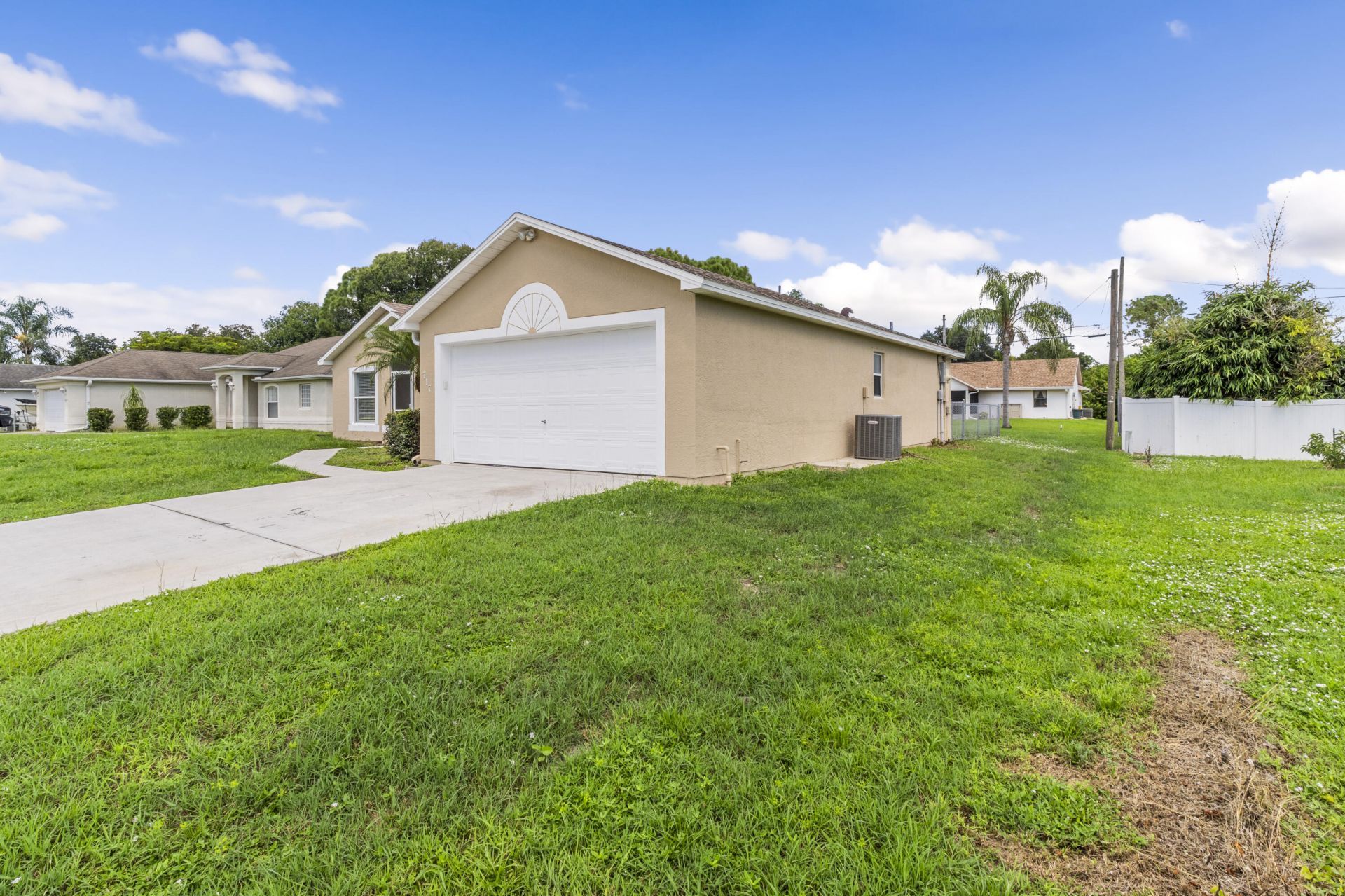 717 Tulip Drive, Sebastian, FL 32958 Photo