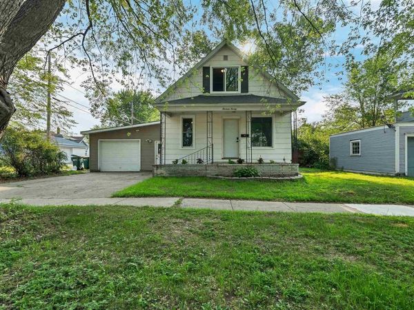 1320 CHURCH STREET, Marinette, WI 54143