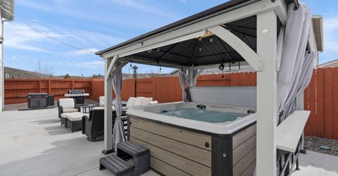 18366 Whitebark Court, Reno, NV 89508 Photo