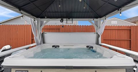 18366 Whitebark Court, Reno, NV 89508 Photo