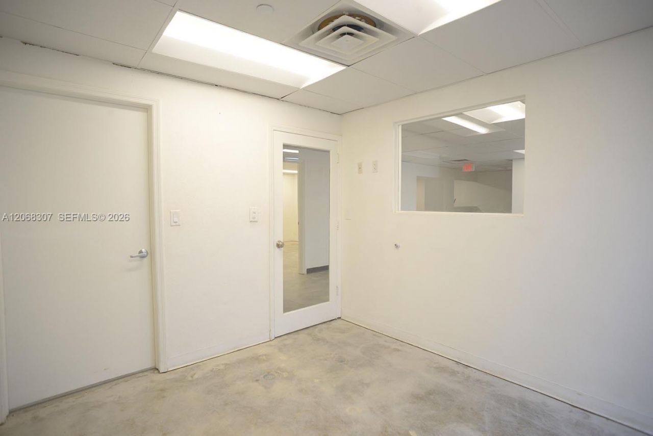 4300 Biscayne Blvd , Unit 201, Miami, FL 33137 Photo