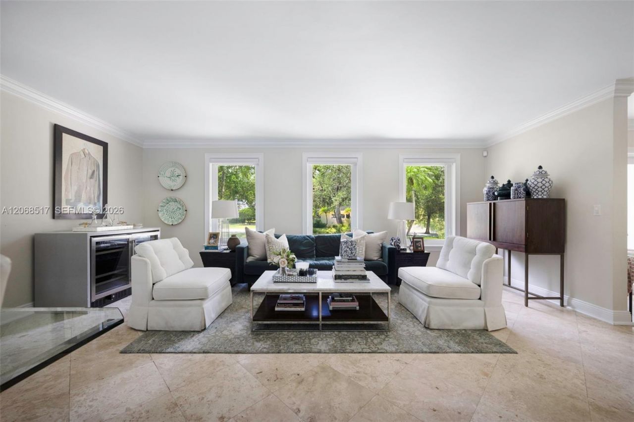 1121 Hardee Rd , Unit 1121, Coral Gables, FL 33146 Photo