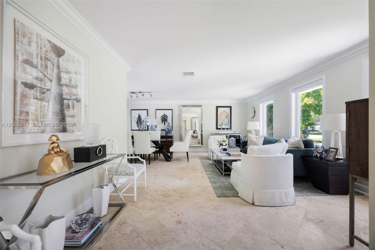 1121 Hardee Rd , Unit 1121, Coral Gables, FL 33146 Photo