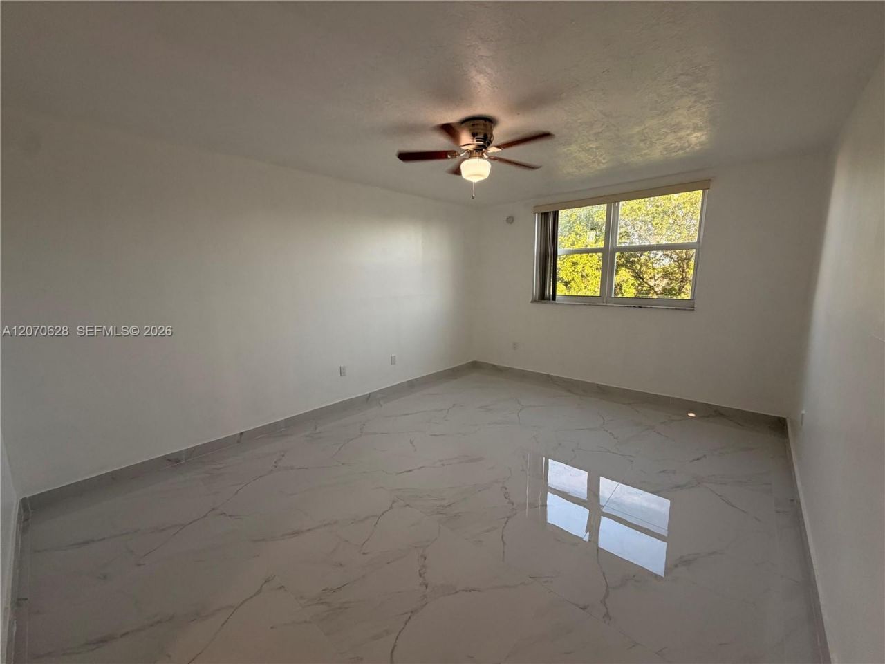 7000 NW 17th St , Unit 320, Plantation, FL 33313 Photo