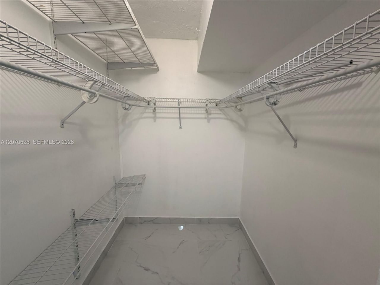 7000 NW 17th St , Unit 320, Plantation, FL 33313 Photo