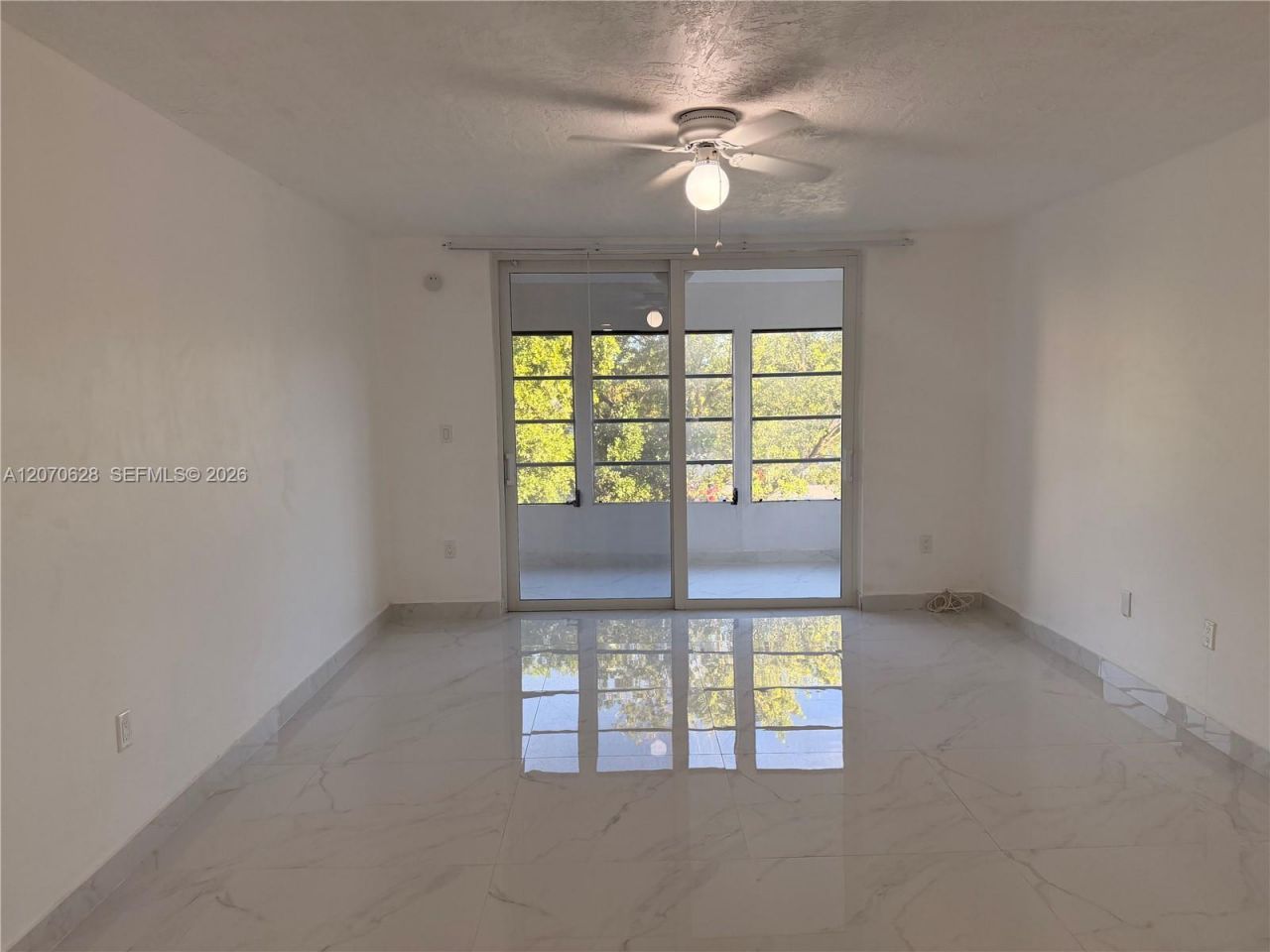 7000 NW 17th St , Unit 320, Plantation, FL 33313 Photo