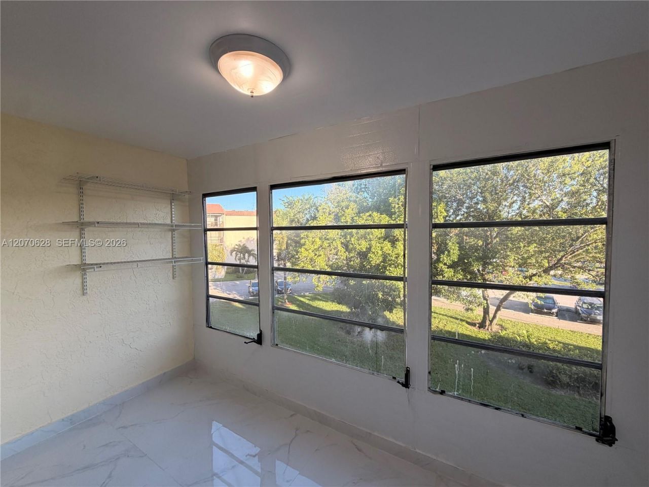 7000 NW 17th St , Unit 320, Plantation, FL 33313 Photo