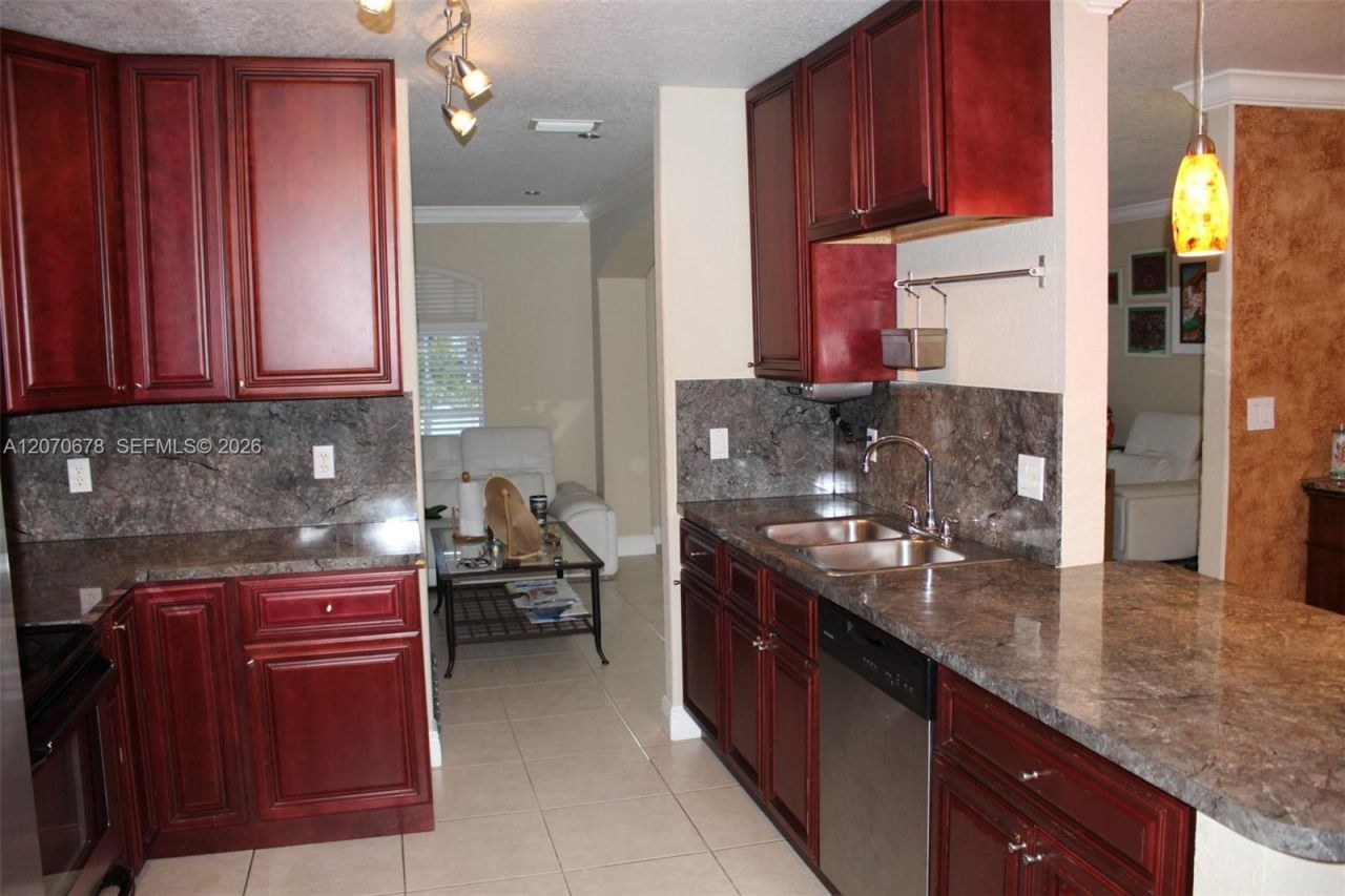 25352 SW 122nd Ct , Homestead, FL 33032 Photo