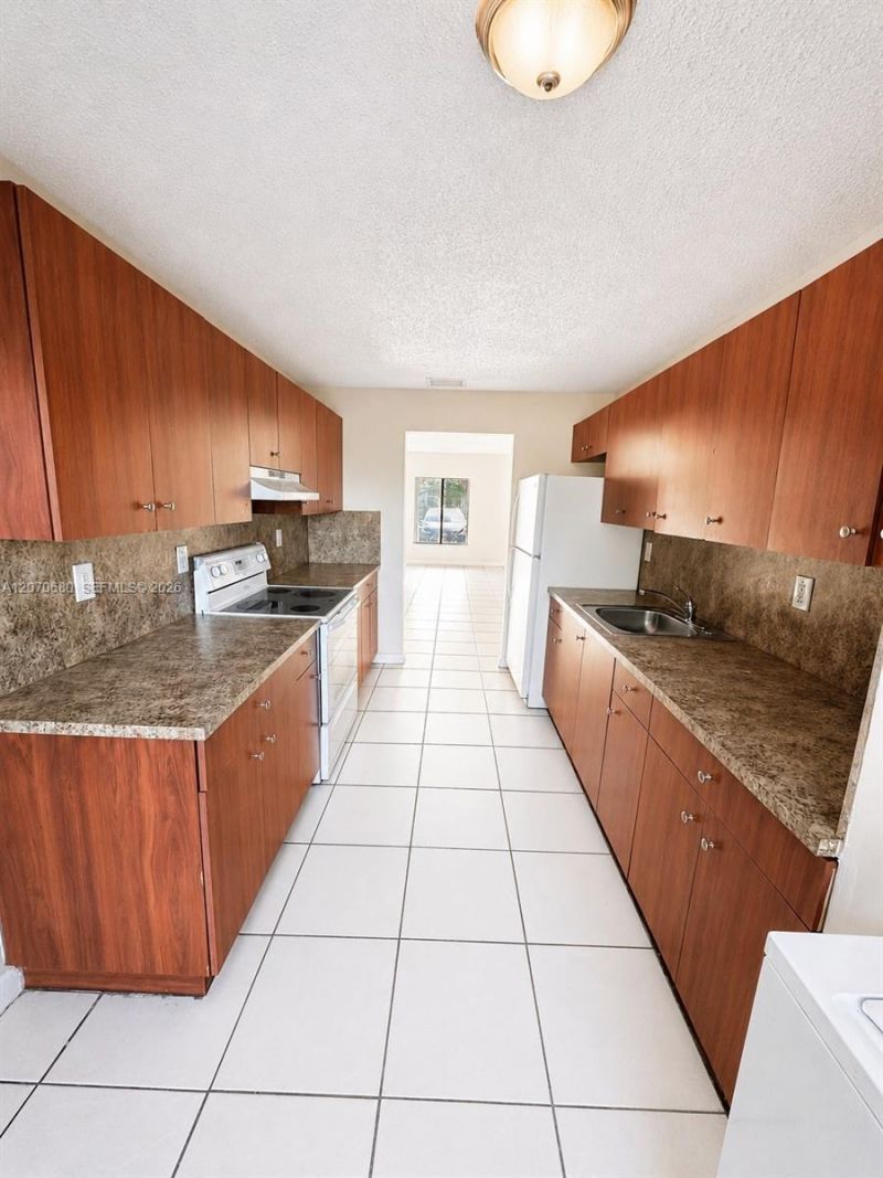 28331 SW 141st Ct, Homestead, FL 33033 Photo