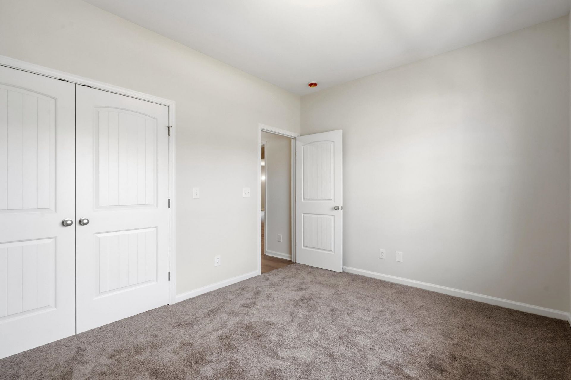 207 Stillbrook Dr. Photo 11