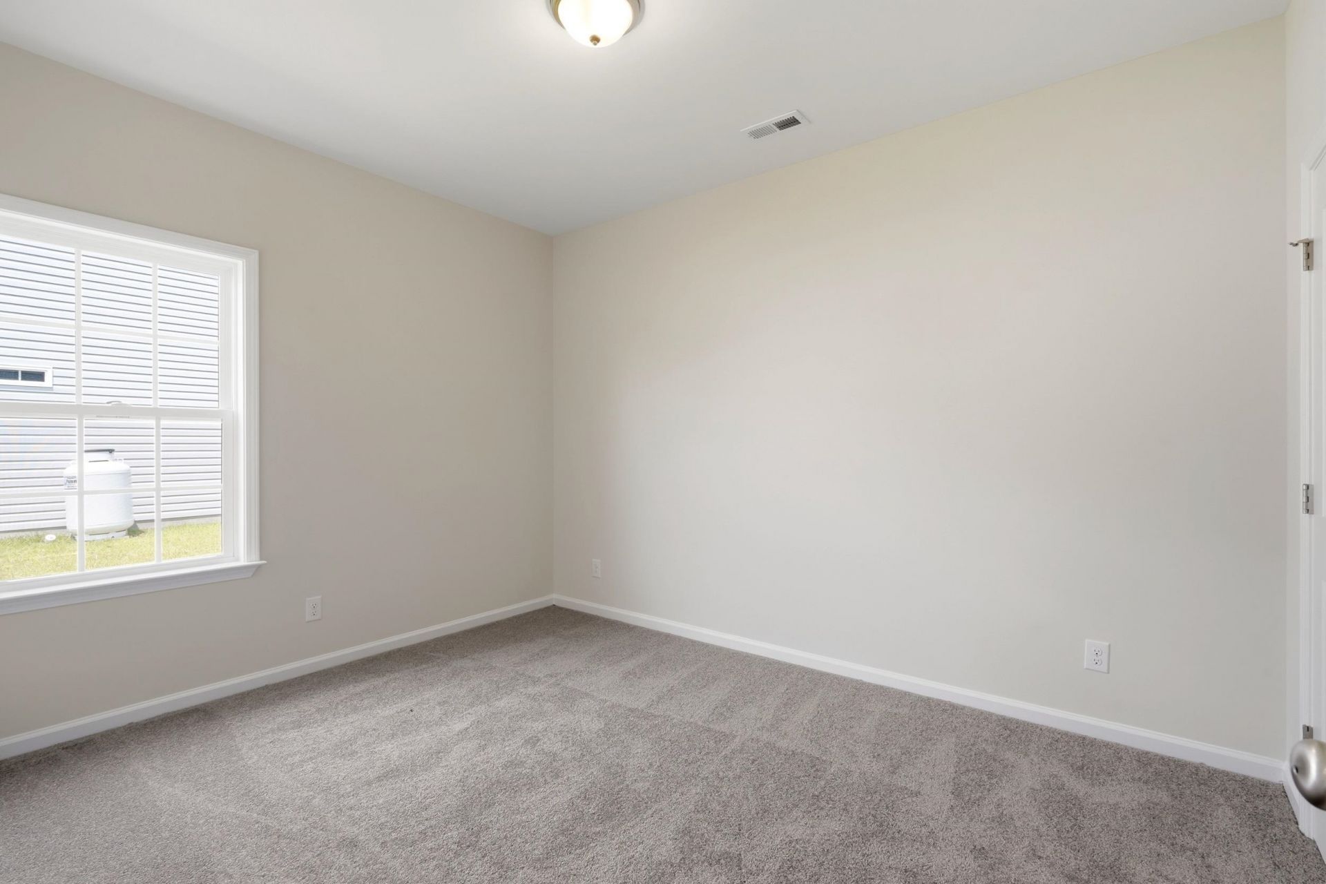 207 Stillbrook Dr. Photo 12