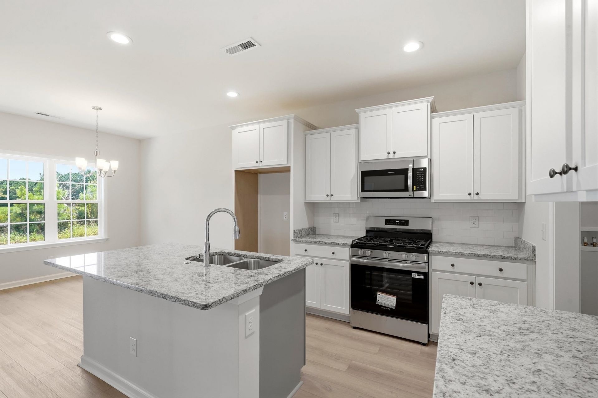 207 Stillbrook Dr. Photo 6