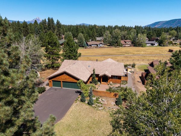 26342 SW Metolius Meadows Drive, Camp Sherman, OR 97730
