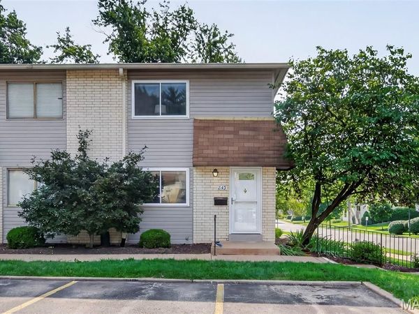 843 Portsdown Road, Ballwin, MO 63011