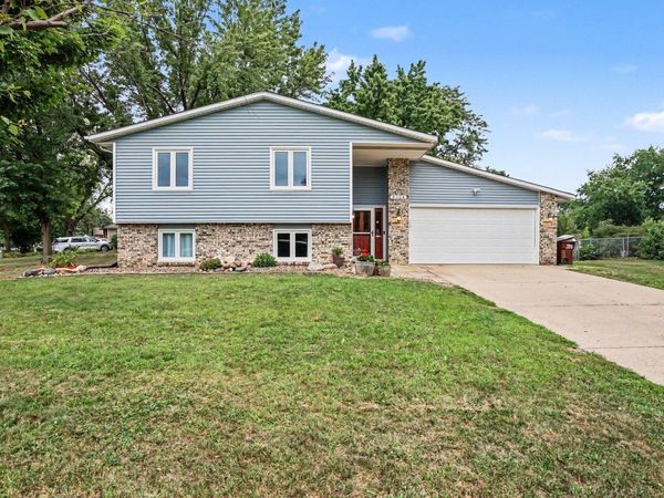 8334 77th Street Court S, Cottage Grove, MN 55016