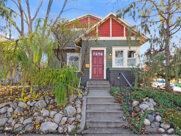 721 W 40th Street, Minneapolis, MN 55409