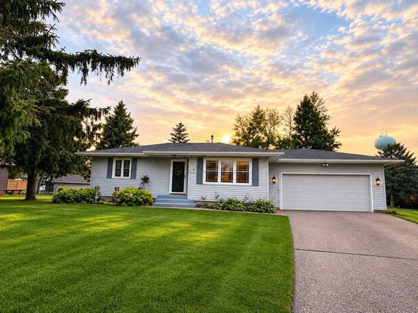 2420 Kenyon Road, Owatonna, MN 55060