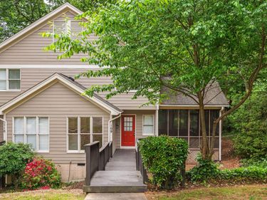 109 Mallard Court, Chapel Hill, NC 27517