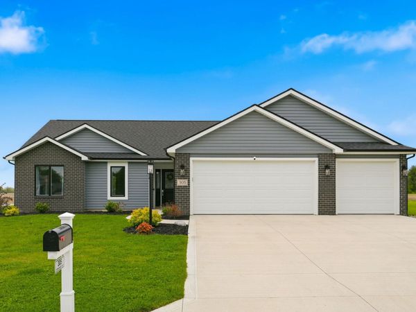305 Cottonwood Court, Markle, IN 46770