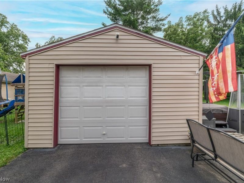 185 N Main Street, Austintown, OH 44515 Photo 28