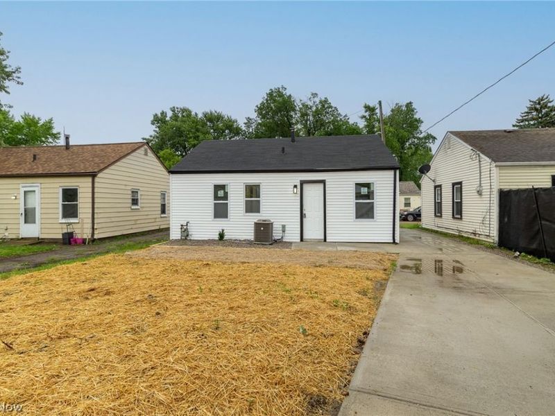 12514 Firsby Avenue, Cleveland, OH 44135 Photo 28