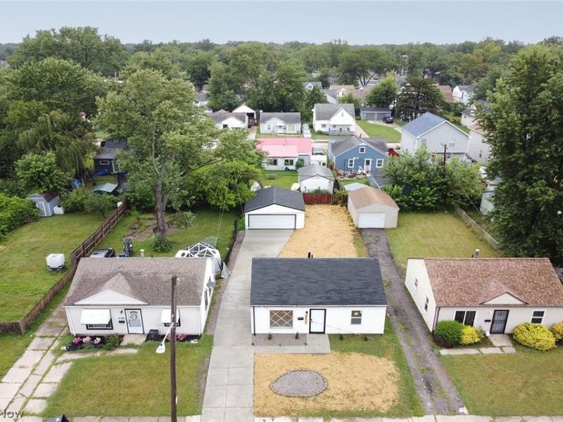 12514 Firsby Avenue, Cleveland, OH 44135 Photo 30