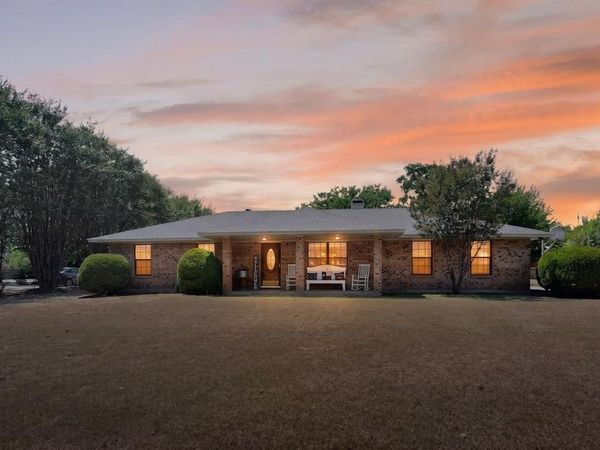 105 Prairie Creek Road, Red Oak, TX 75154