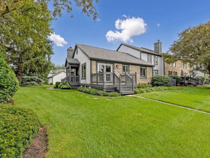 6376 Hyland Drive, Dublin, OH 43017 Photo 2