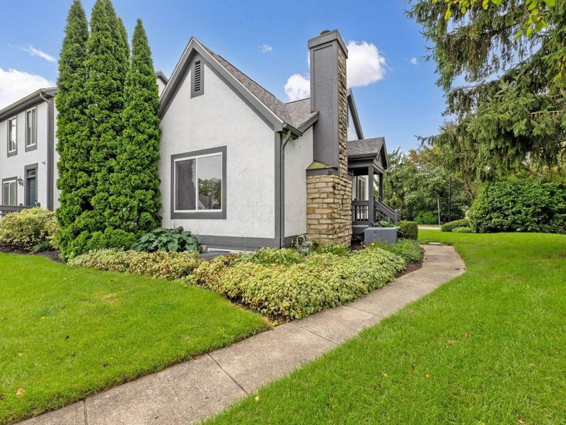 6376 Hyland Drive, Dublin, OH 43017 Photo 4