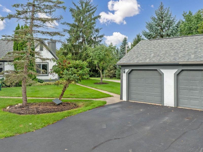6376 Hyland Drive, Dublin, OH 43017 Photo 7