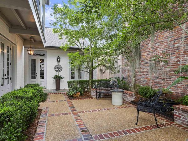 2179 S Turnberry Ave, Zachary, LA 70791