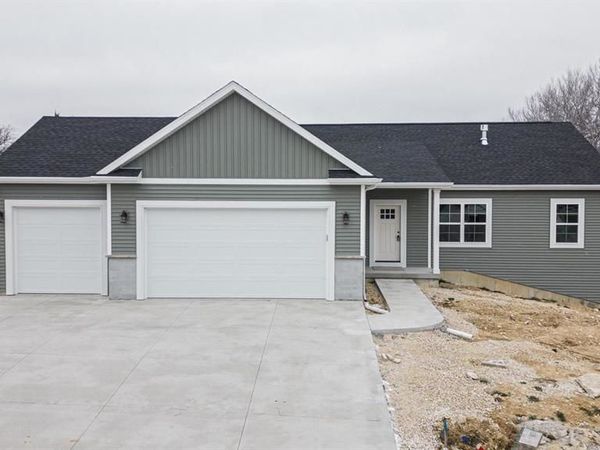 1768 Kyle Circle, Beloit, WI 53511