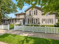 133 S River Lane, Geneva, IL 60134 primary photo