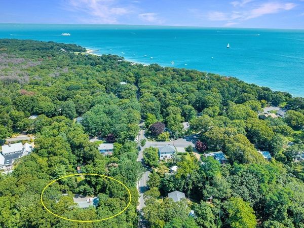 528 Main Street, Tisbury, MA 02568