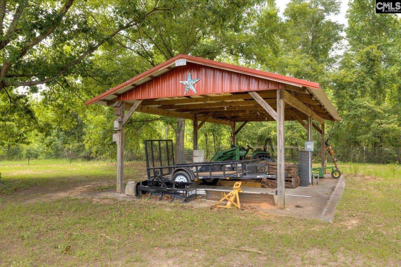 8095 Broom Factory Road  Photo 5
