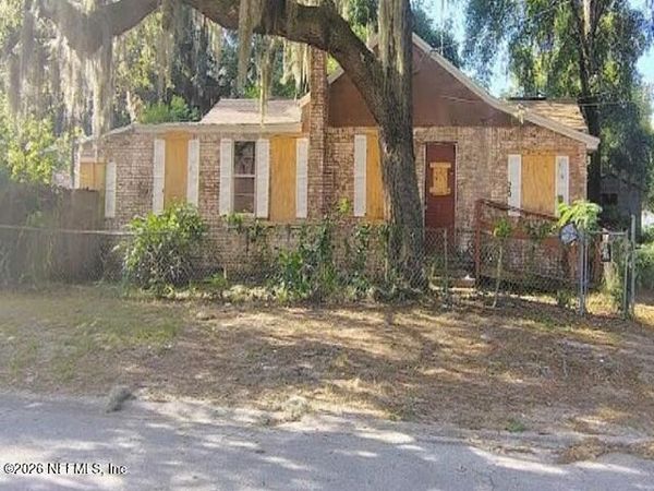 200 BENHAM Street, Palatka, FL 32177