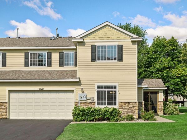 9122 Fox Court, Victoria, MN 55386