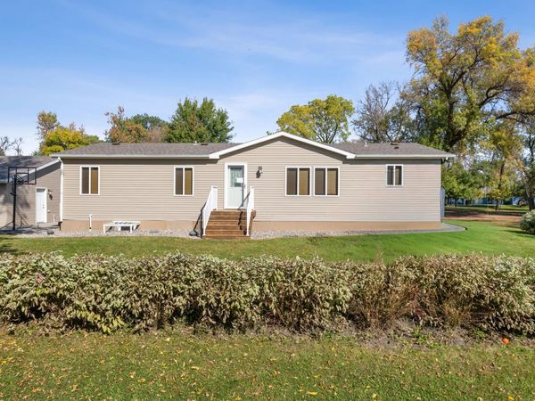 102 3rd Street, Christine, ND 58015