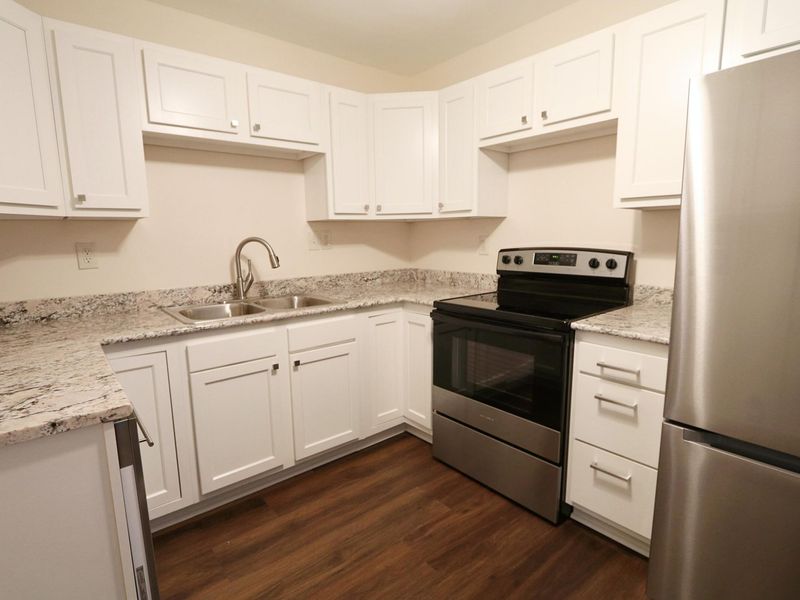 224 Saint Jude Circle, Florence, KY 41042 Photo 4