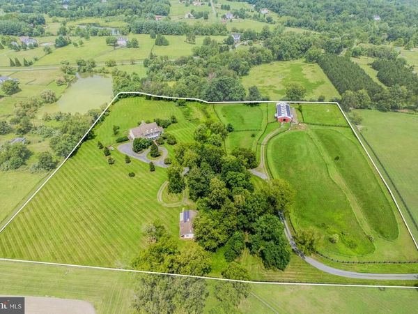 19949 PLEASANT MEADOW LANE, PURCELLVILLE, VA 20132
