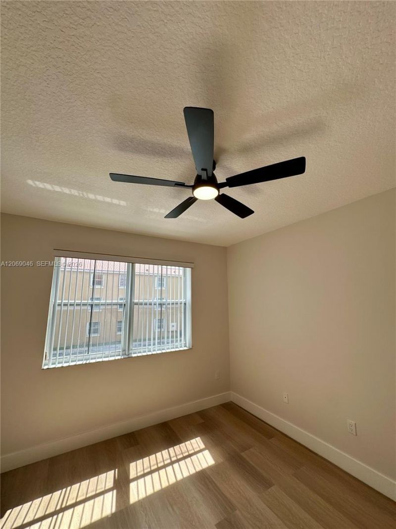 6560 NW 114th Ave , Unit 523, Doral, FL 33178 Photo