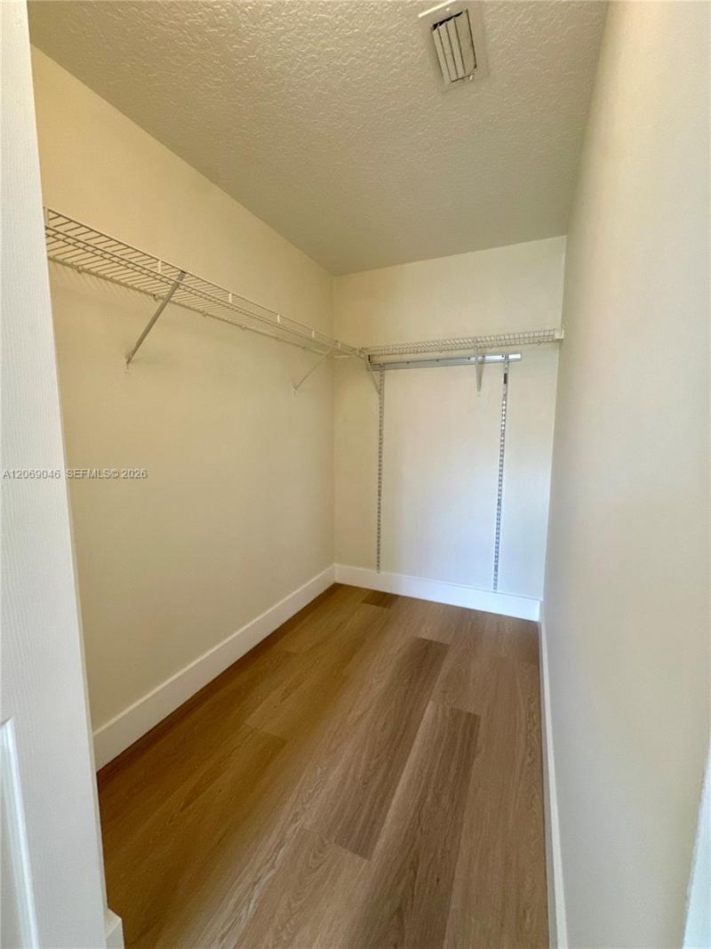 6560 NW 114th Ave , Unit 523, Doral, FL 33178 Photo
