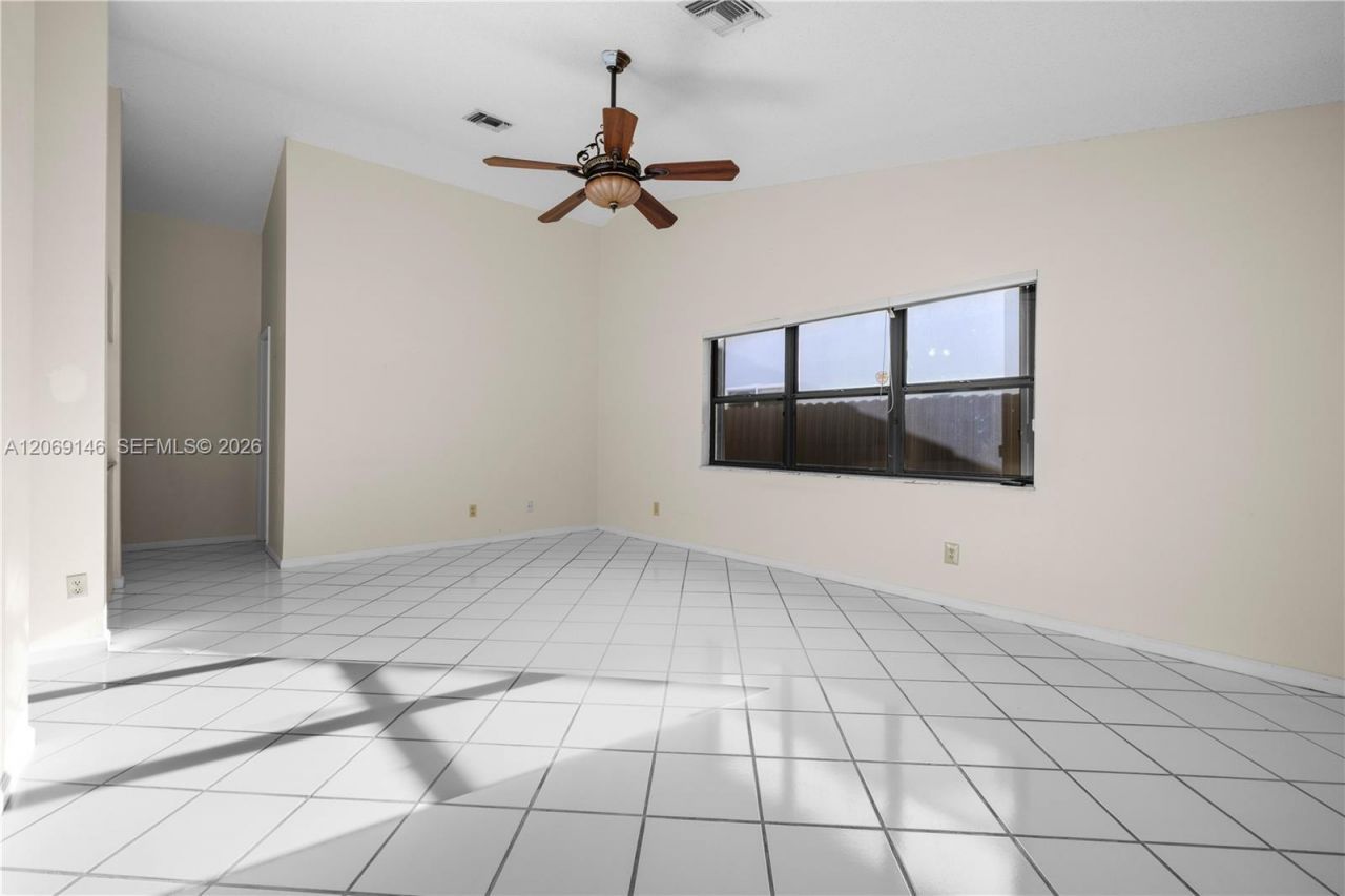 15821 Huntridge Rd, Davie, FL 33331 Photo