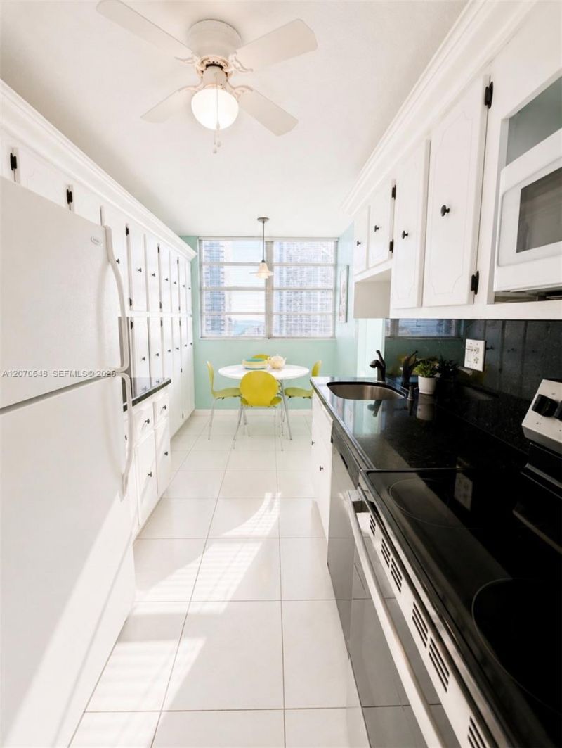1833 S Ocean Dr , Unit 1202, Hallandale Beach, FL 33009 Photo