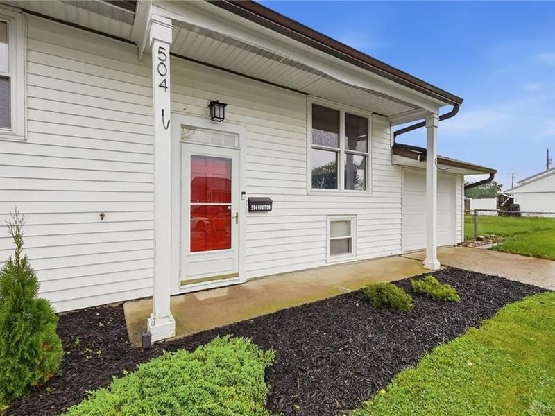 504 Funston Avenue, New Carlisle, OH 45344 Photo 3
