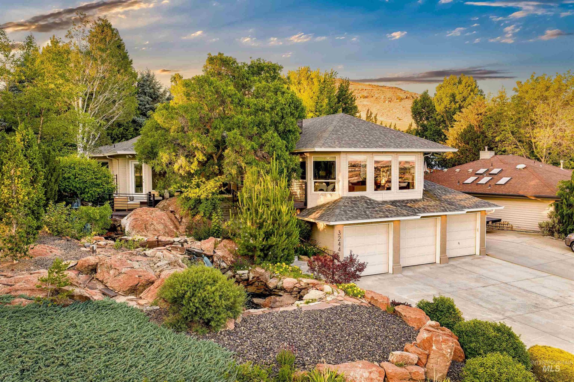 3244 E Boulder Heights Drive, Boise, ID 83712 Main Photo