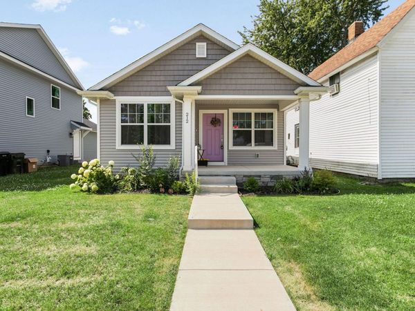 212 E Dubail Avenue, South Bend, IN 46613